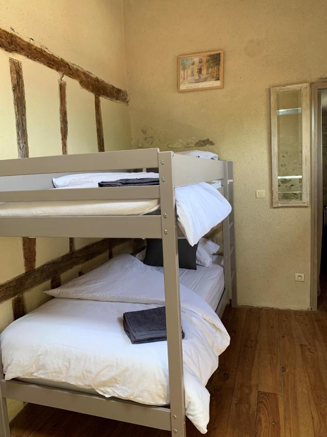 Gites De Verger, Stylish Self Catering Cottages In Sos Екстериор снимка